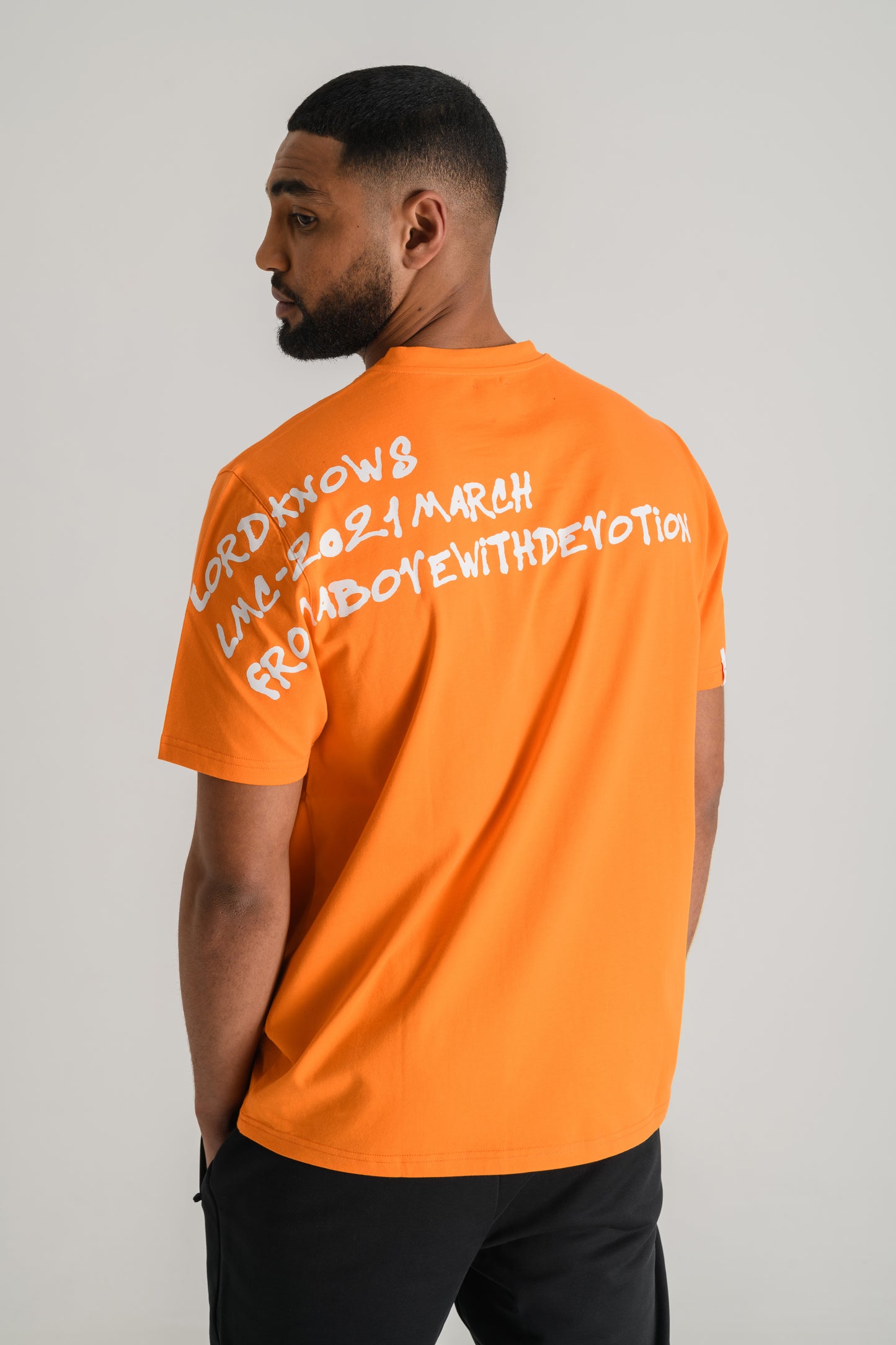 Lørd orange graffiti tag tee shirt