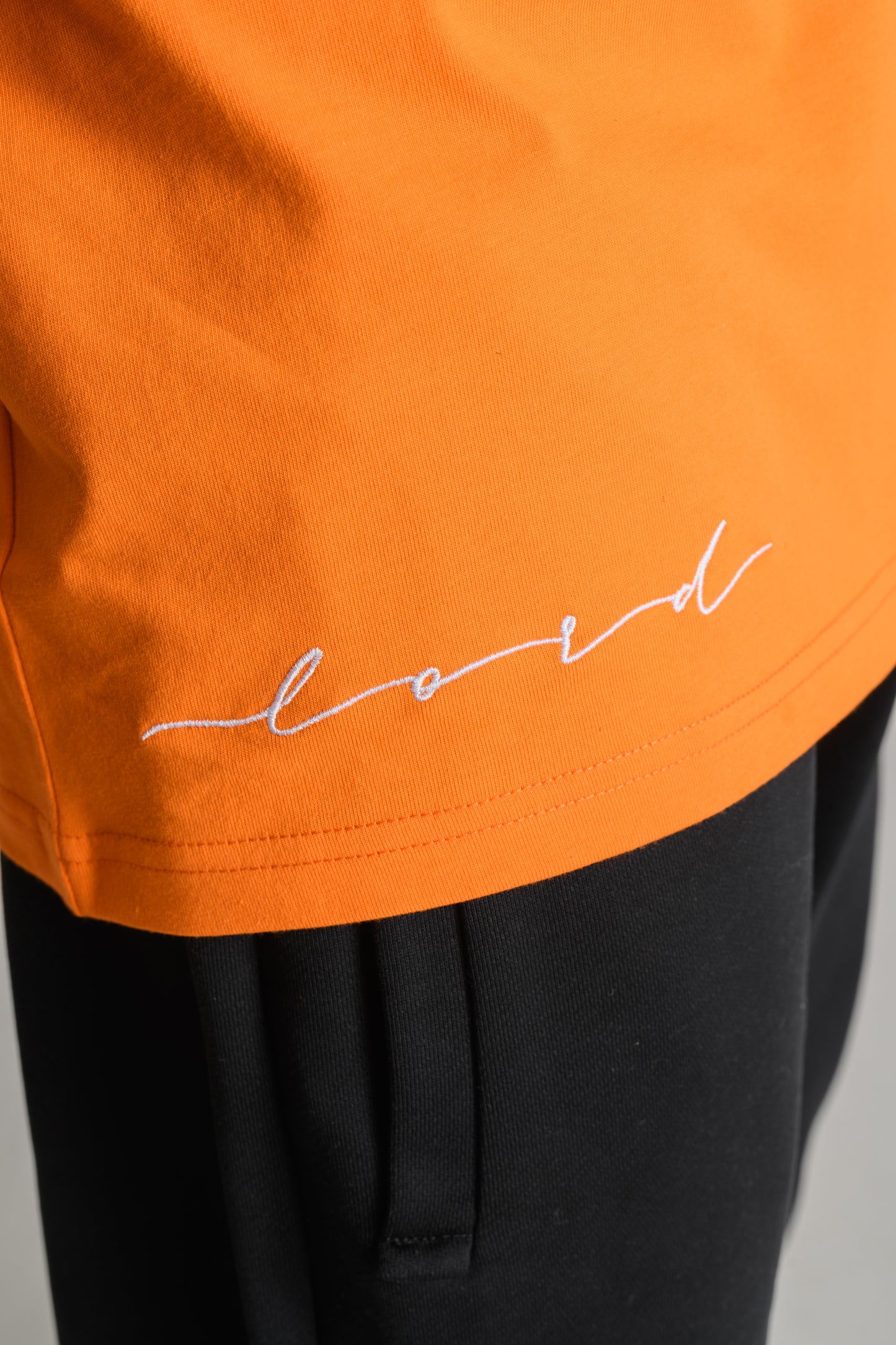 Lørd orange graffiti tag tee shirt